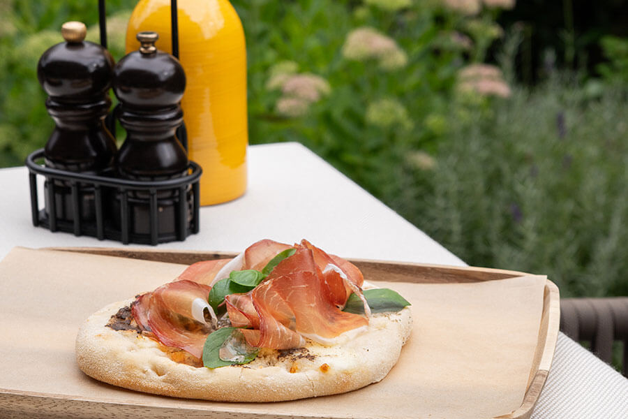 Culinary delights between meals